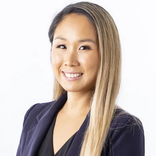 Sally Hoang