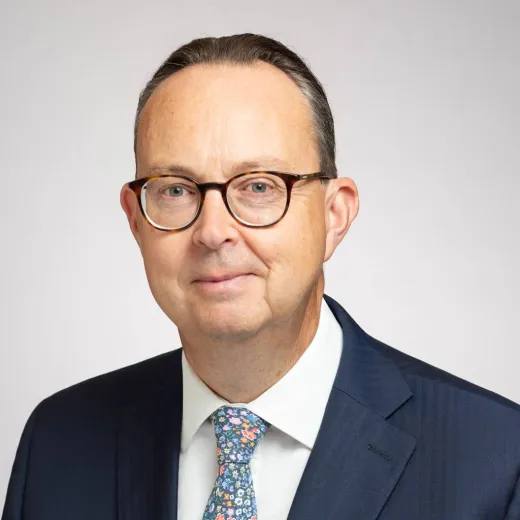 Simon Lapthorne