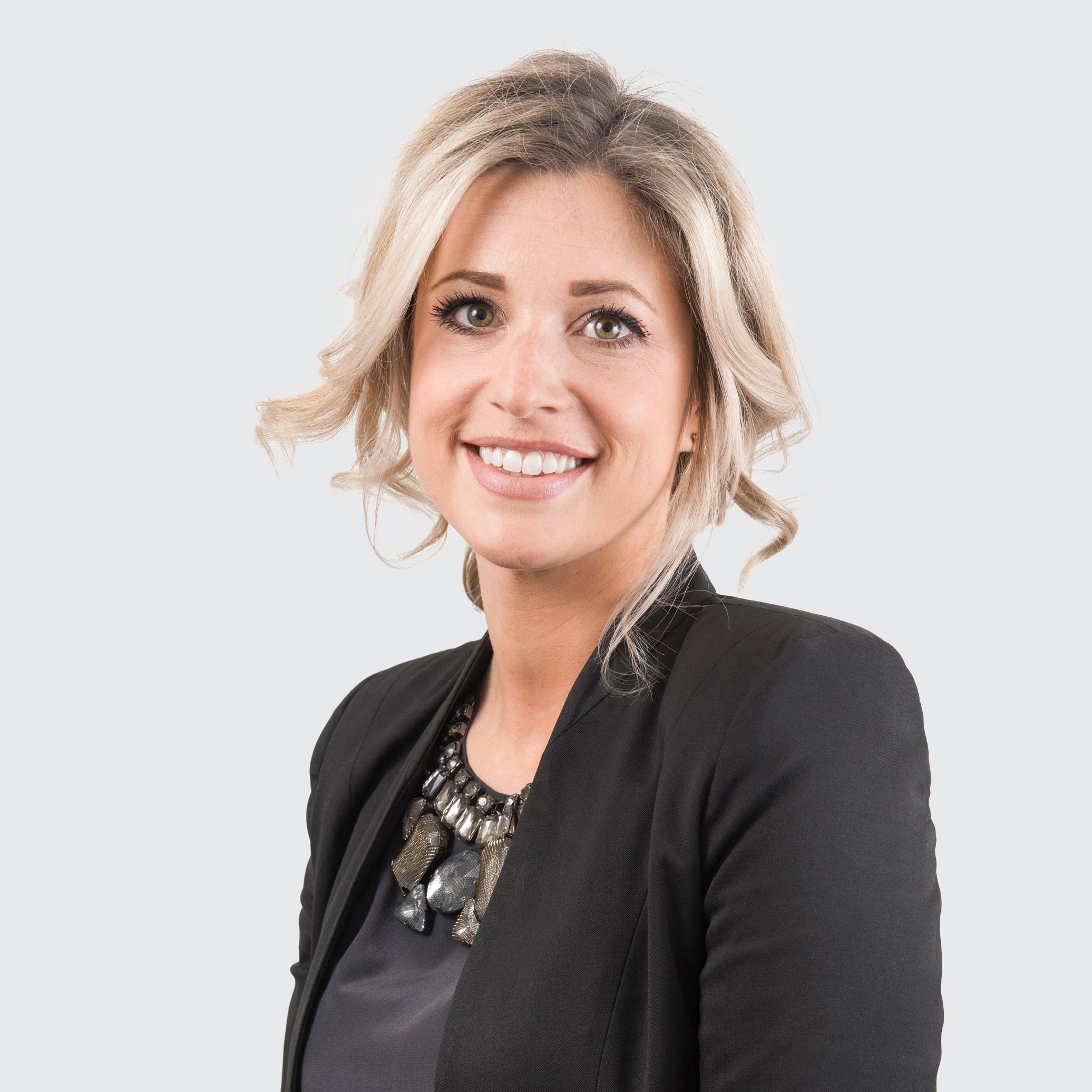 Tiffany Schnadhorst CFA