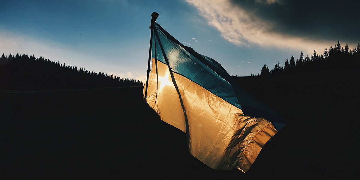 ukrain-flag-web.jpg